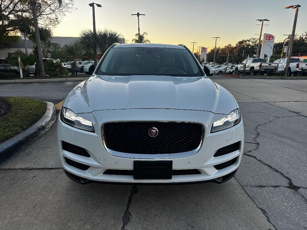 2017 Jaguar F-Pace Prestige's photo