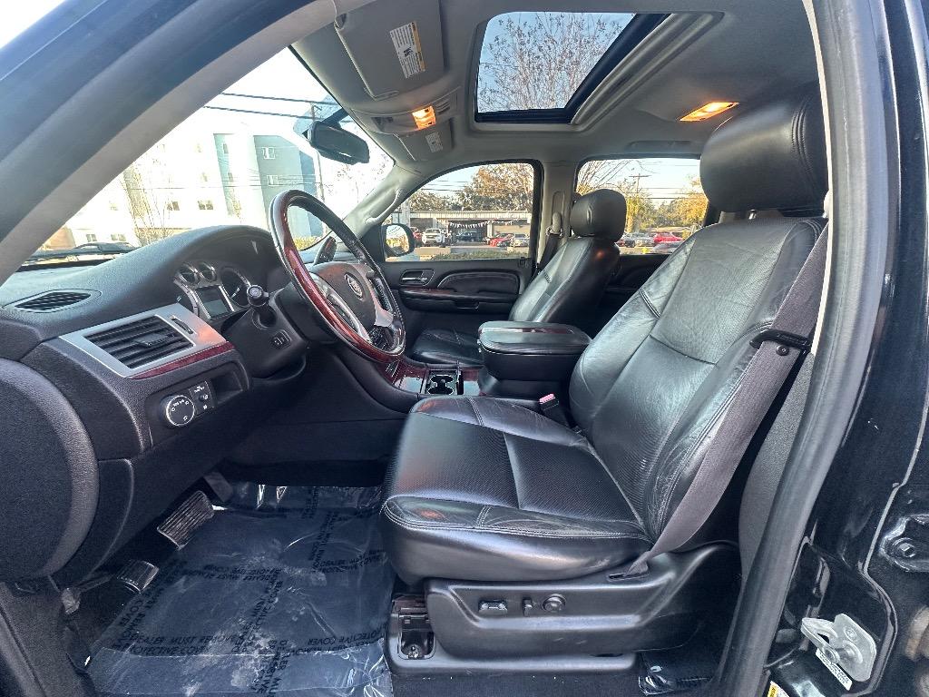2009 Cadillac Escalade ESV Base - Photo 10