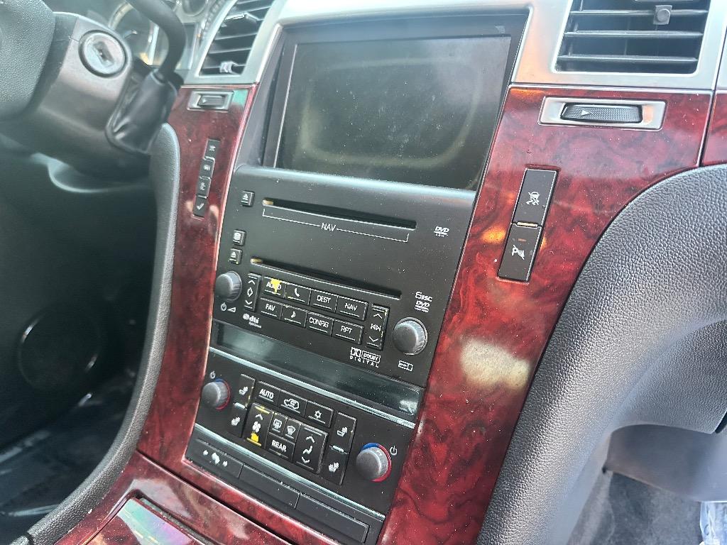 2009 Cadillac Escalade ESV Base - Photo 25