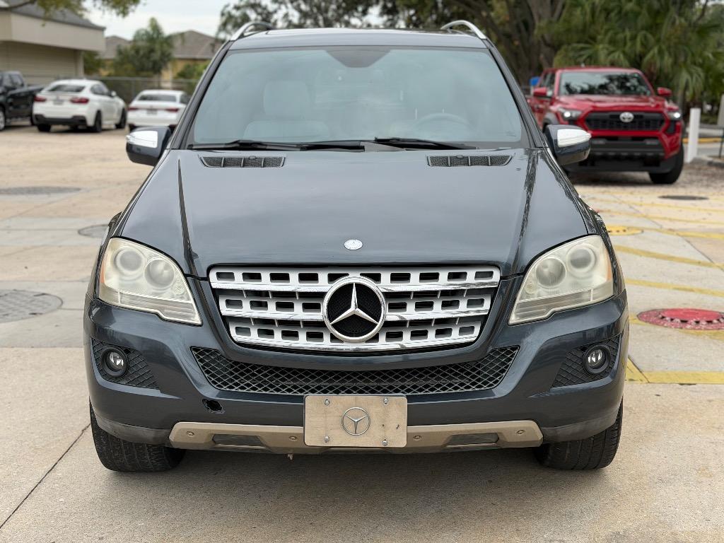 2010 Mercedes-Benz M-Class ML350