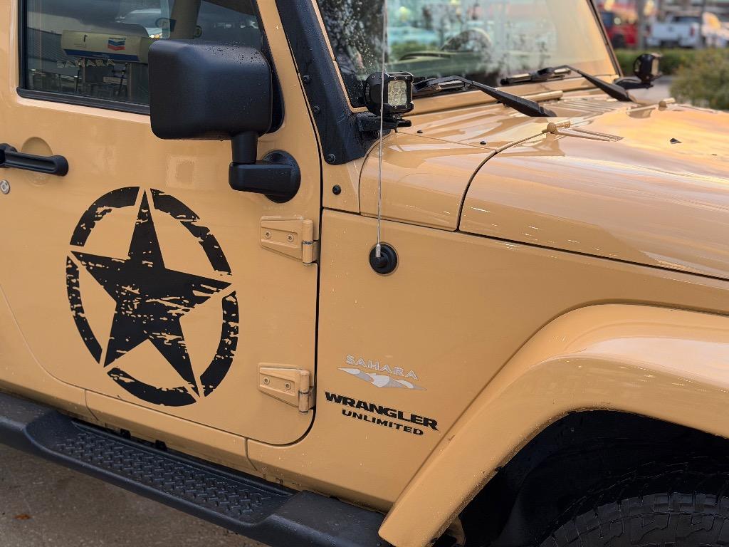 2013 Jeep Wrangler Unlimited Sahara - Photo 20