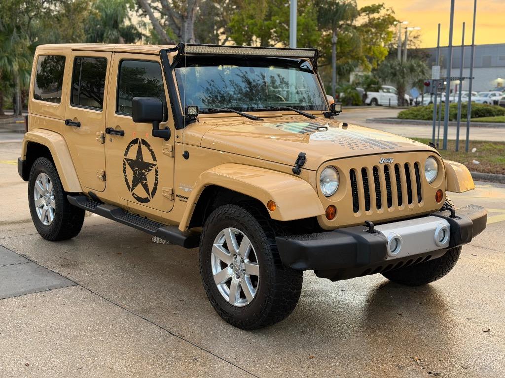 2013 Jeep Wrangler Unlimited Sahara - Photo 6