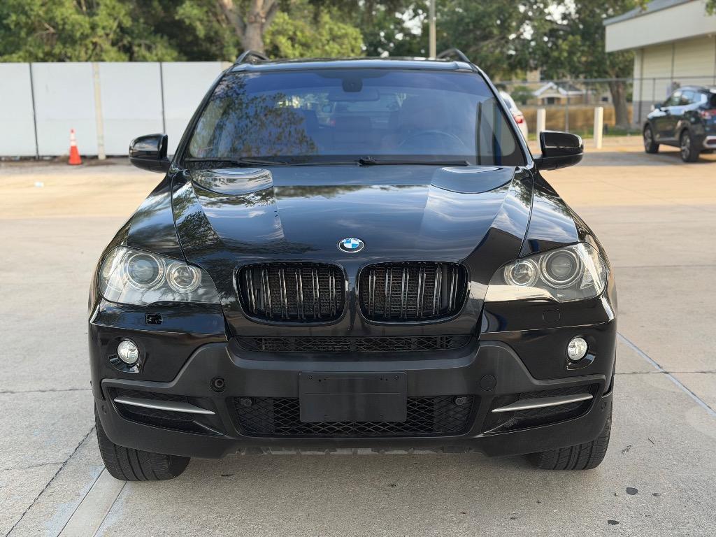 2010 BMW X5 xDrive30i's photo