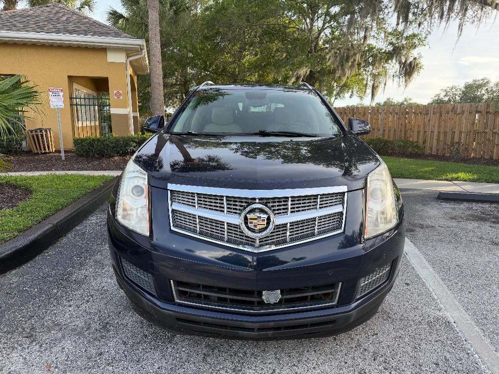 2010 Cadillac SRX FWD Luxury Collection's photo