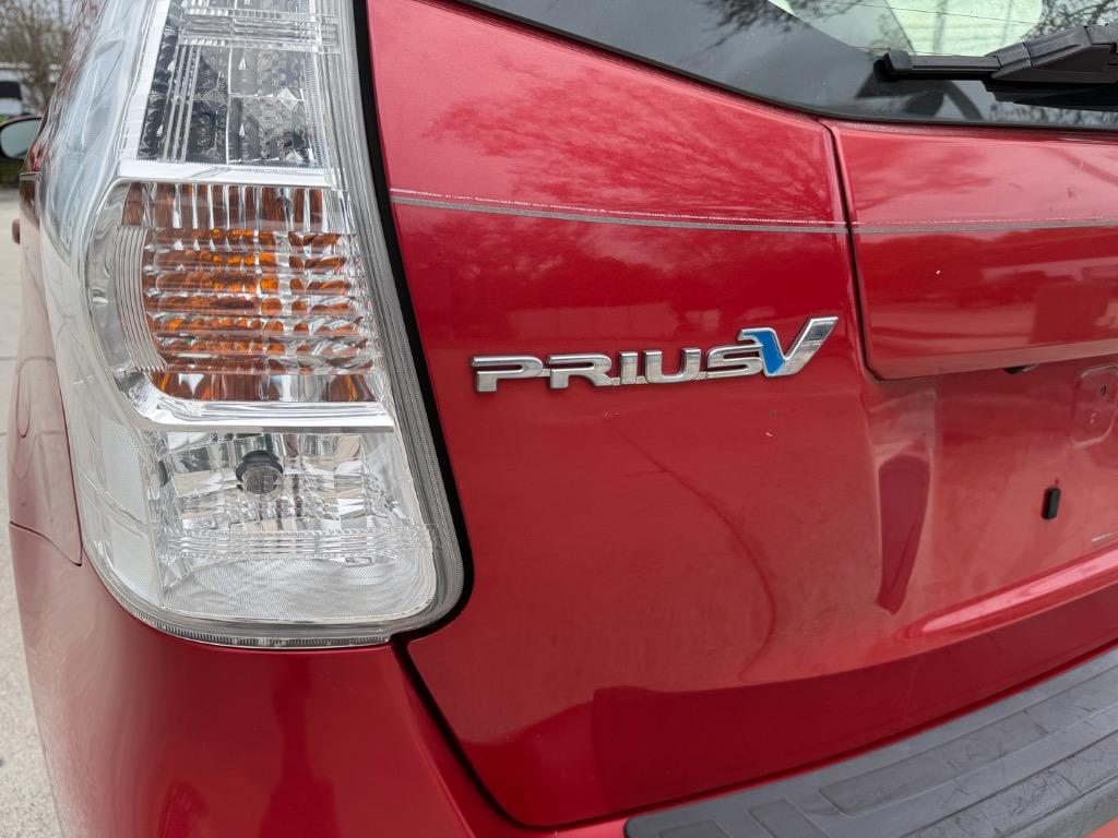 2012 Toyota Prius v Five - Photo 13