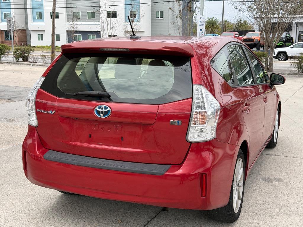 2012 Toyota Prius v Five - Photo 7